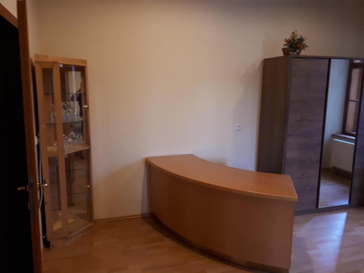 Apartmany Setkova Vila 인드르지후프흐라데츠 외부 사진