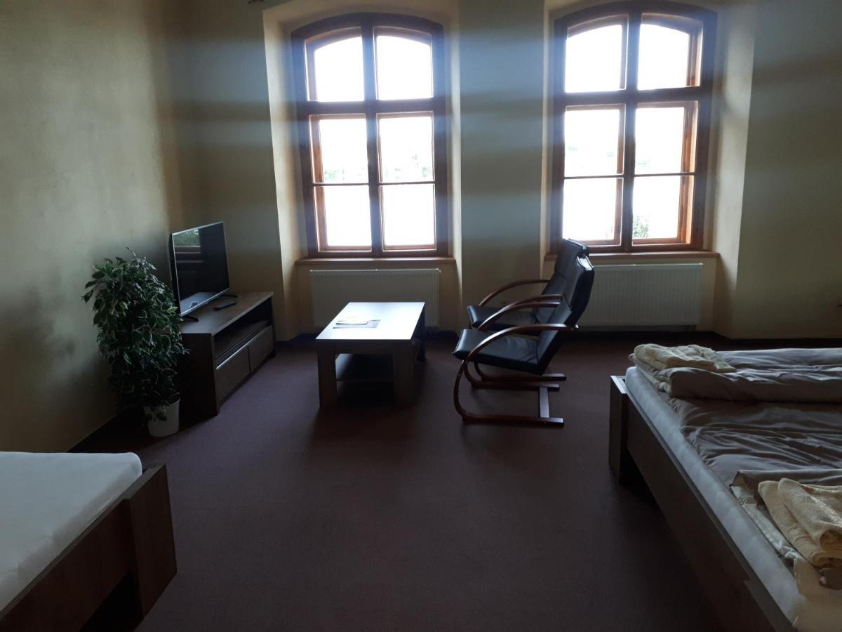 Apartmany Setkova Vila 인드르지후프흐라데츠 외부 사진