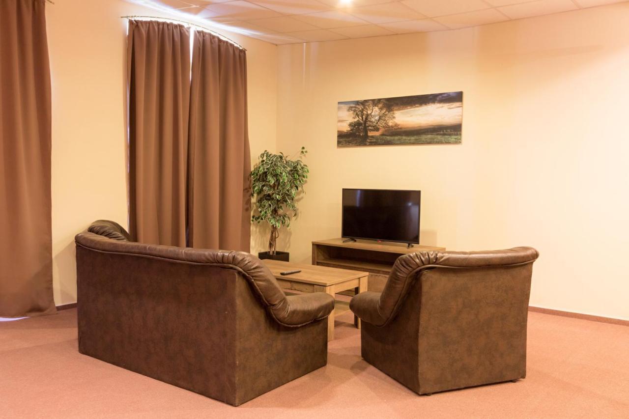 Apartmany Setkova Vila 인드르지후프흐라데츠 외부 사진