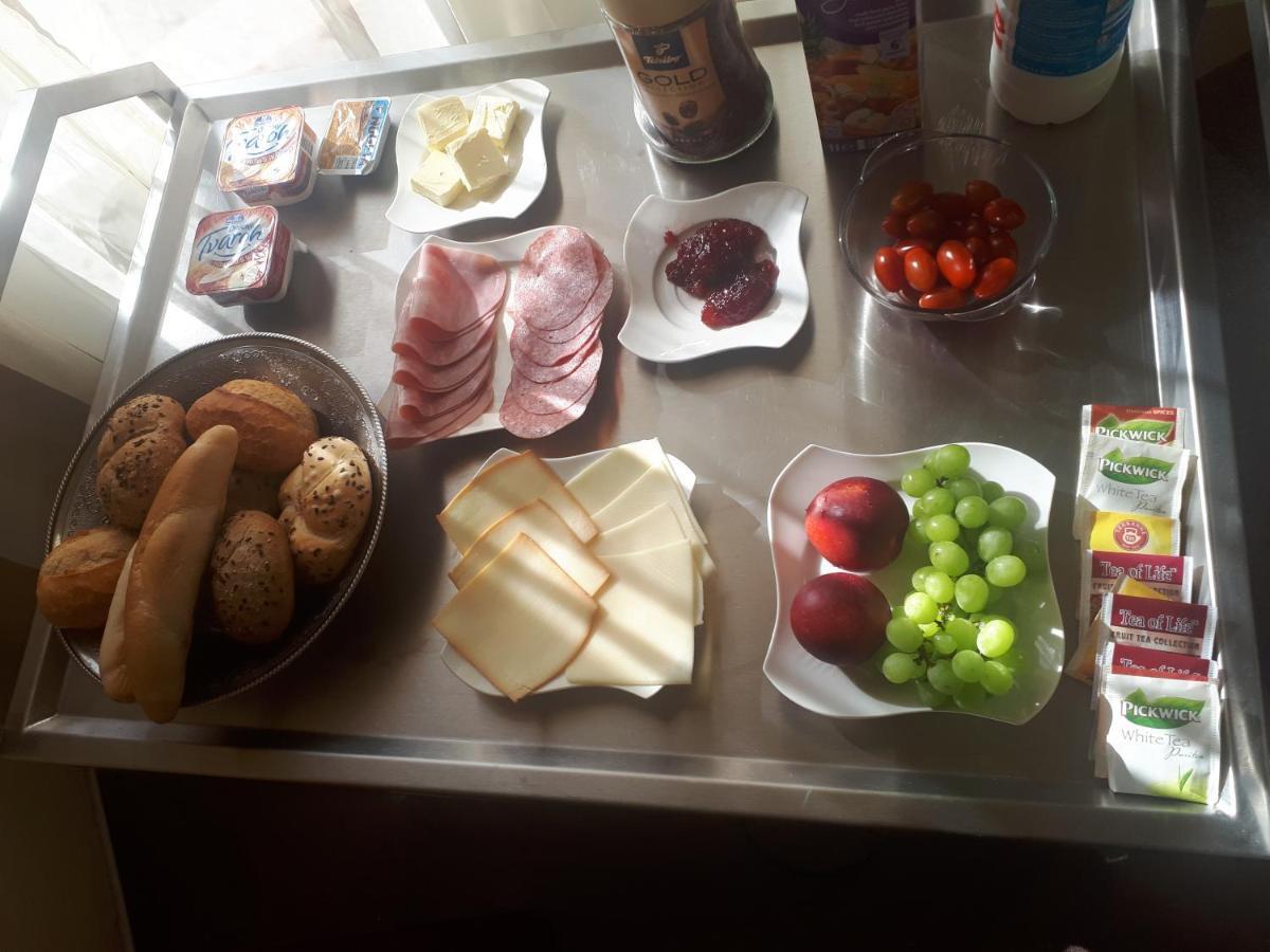 Apartmany Setkova Vila 인드르지후프흐라데츠 외부 사진